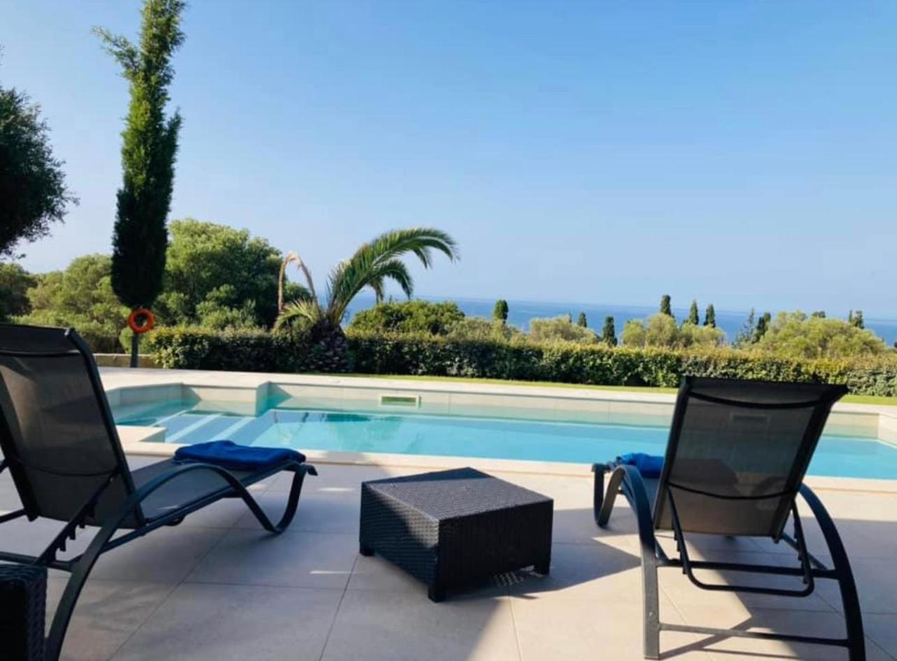 Avithos Blue Villas Svoronata Exterior foto